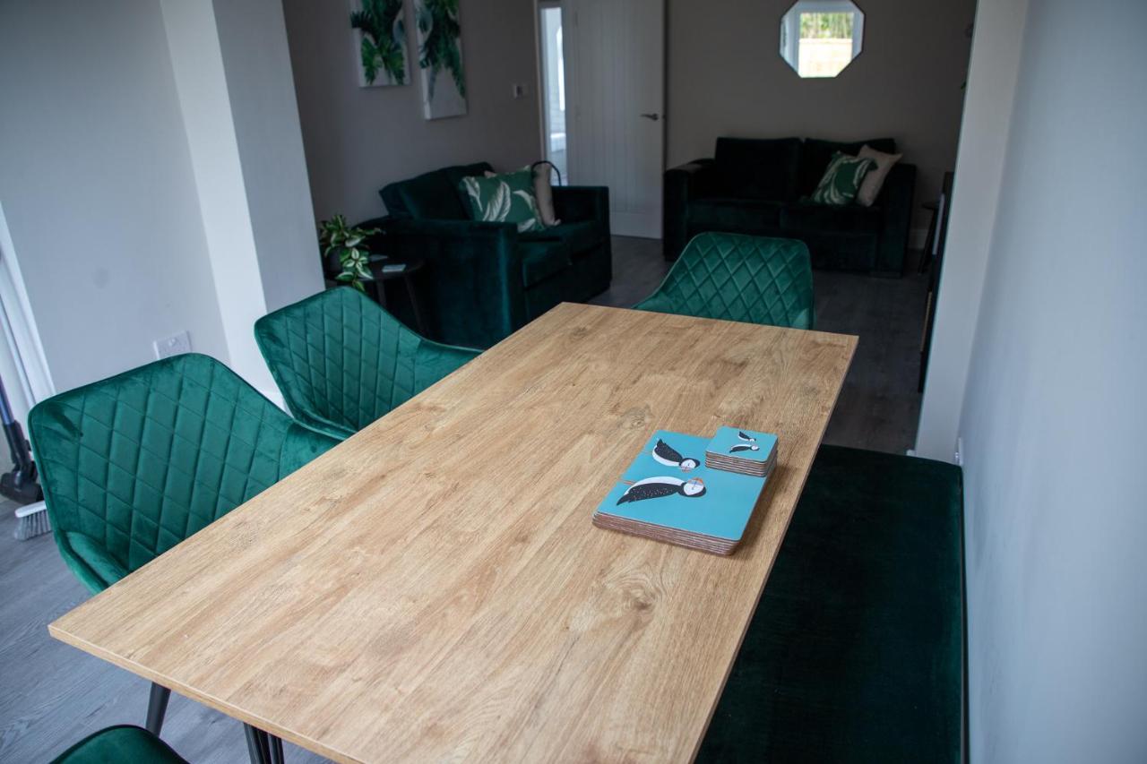 Wave Stays - Ground Floor Apartment - Outside Seating Area Cleveleys Kültér fotó